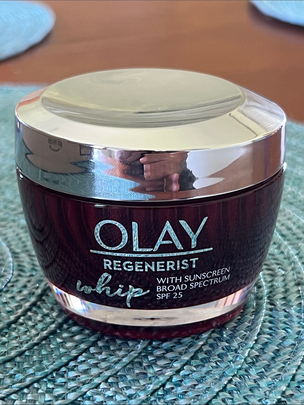 OLAY Regenerist Advanced Moisturizer WHIP with spf 25